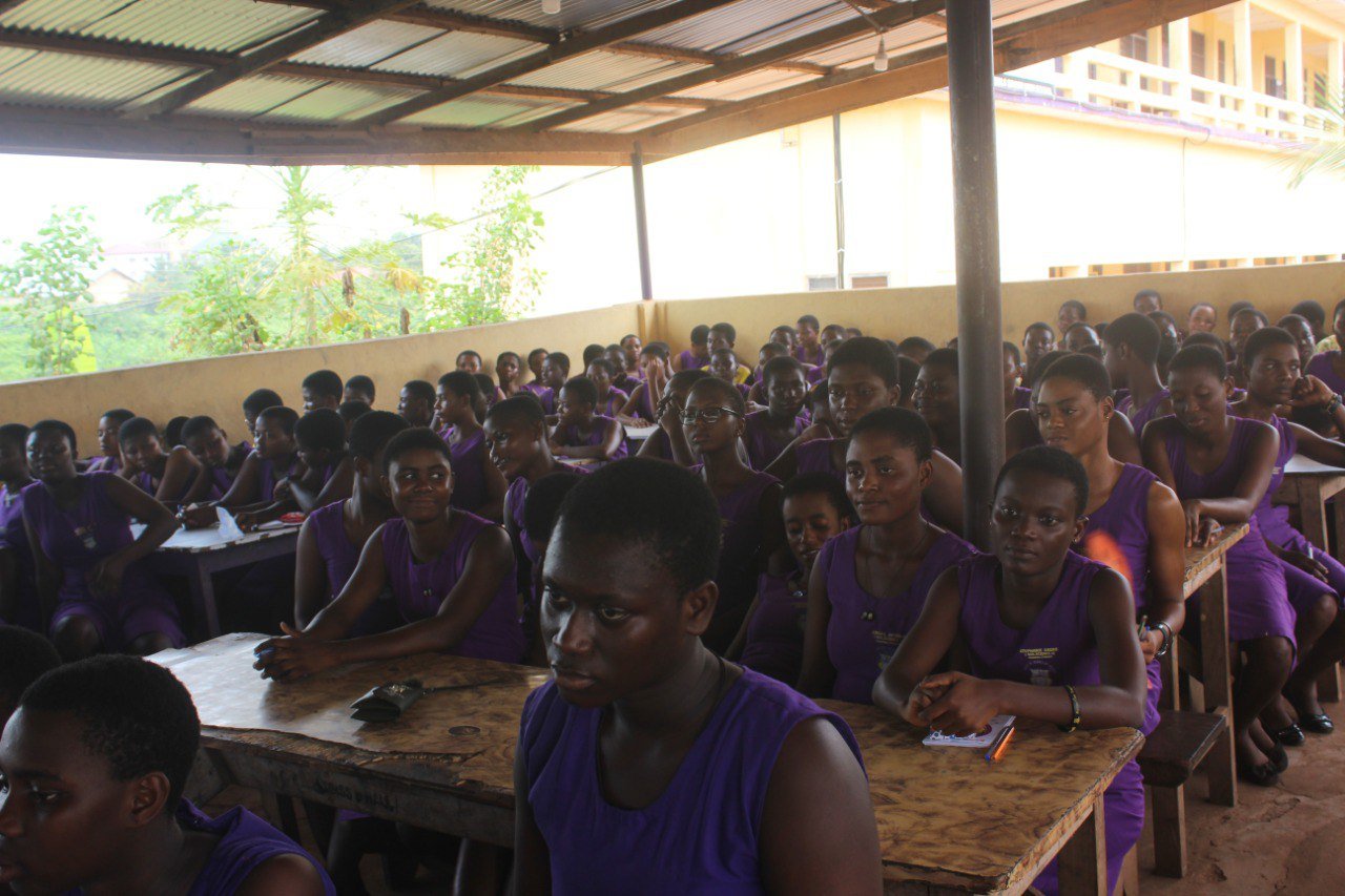 photo_5784977977849791768_y